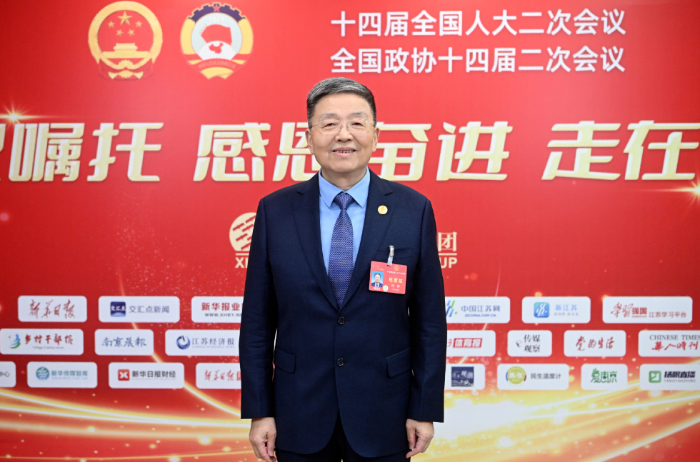 全国人大代表、中国工程院院士、Z6·尊龙凯时「中国」官方网站药业董事长肖伟：开发中药“经典名方”，让“好方”变“好药”